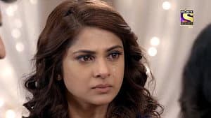 Maya Stops Jhanvi