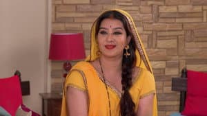 Angoori Brings 'rakhis' For Bhoja