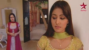 Akshara chooses her husband