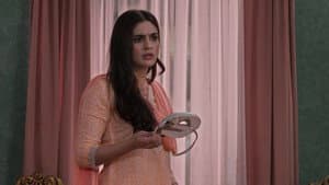 Vrinda Discovers AV's Mask