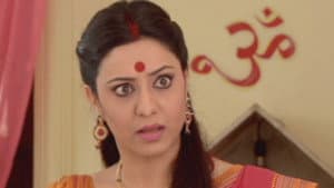 Nagin And Nageshwar Reach Their House
