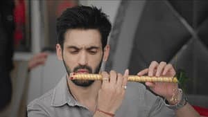 Virat tries to become Kanha for Janmashtami