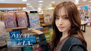 A Cat Visits a Bookstore in LA (with LIZ)